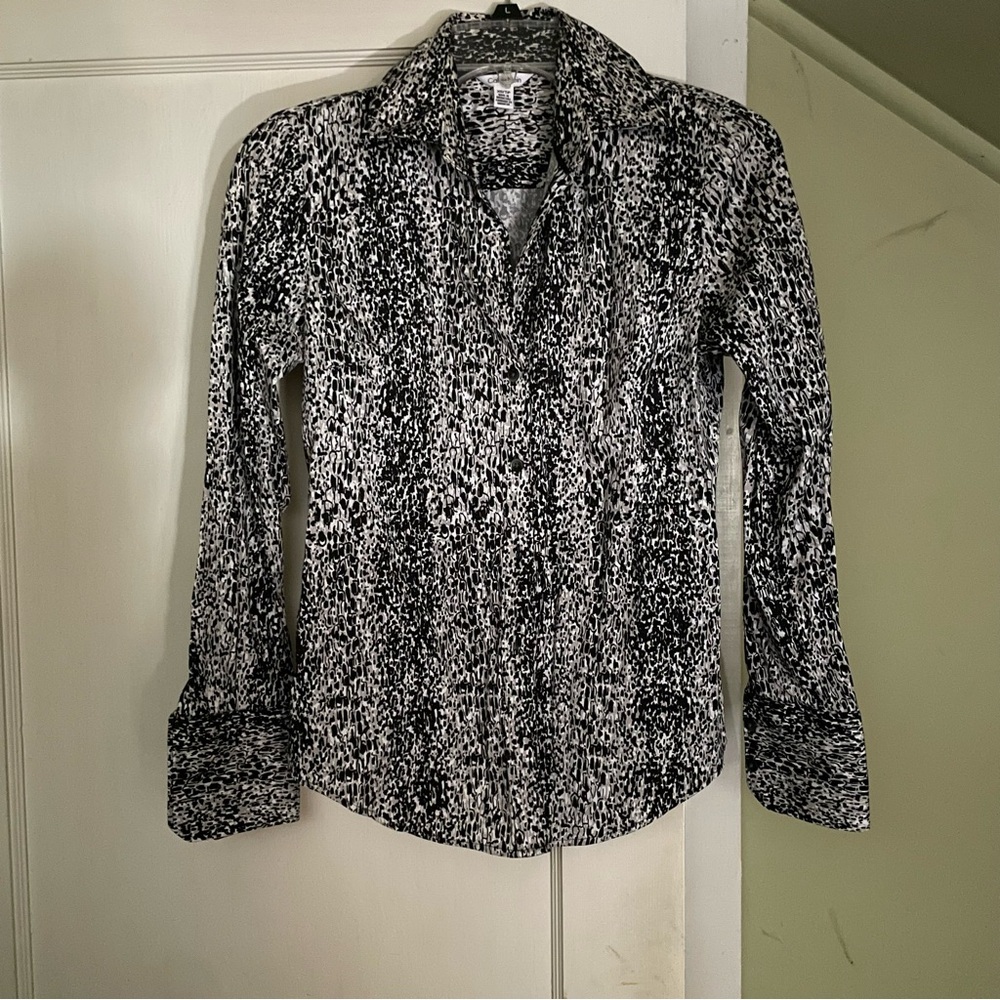 Calvin Klein Black and White Patterned Button-Up Shirt Size XS